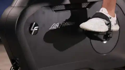 Life Fitness Integrity + Upright Lifecycle Bike