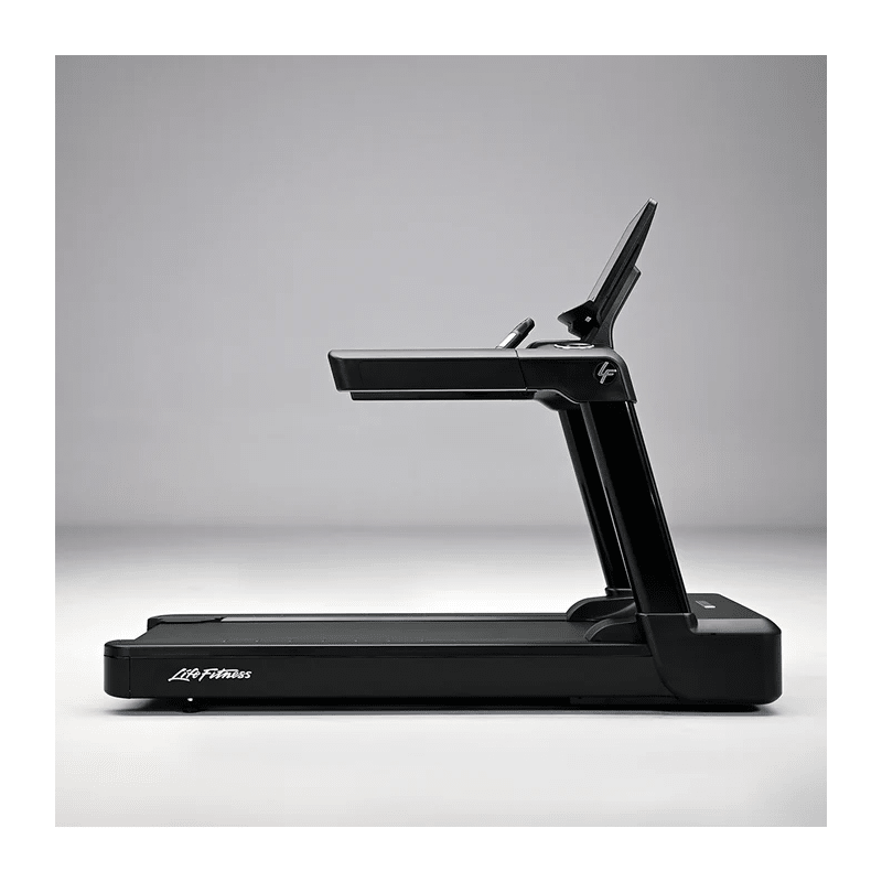 Life Fitness Club Series+ Treadmil w/ SL Console - New for 2026