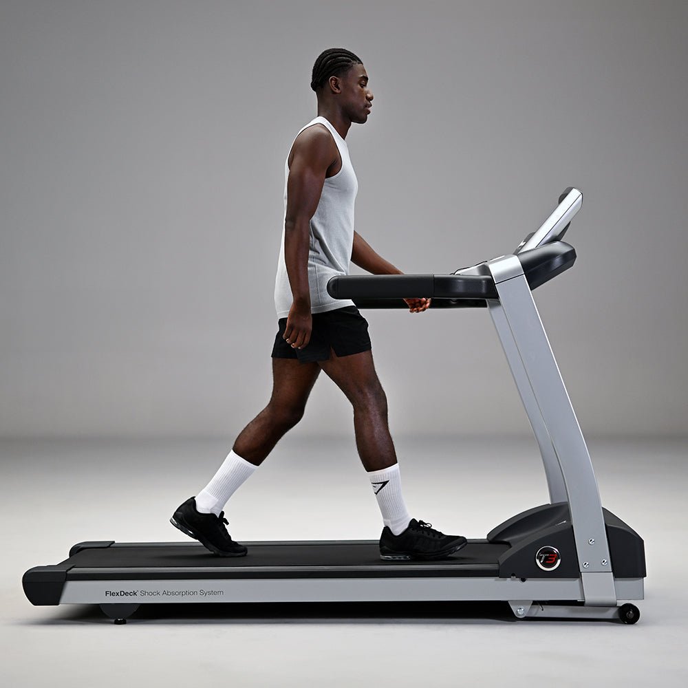 Life Fitness T3 Treadmill w/ Go Console