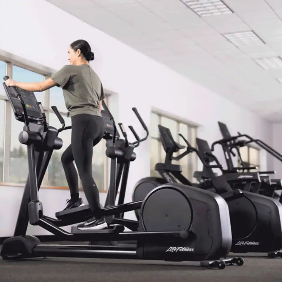 Life Fitness Aspire Elliptical Cross-Trainer