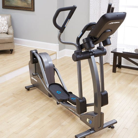 Life Fitness E3 Elliptical Cross-Trainer w/ Go Console