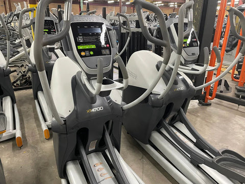 Octane XT4700 Elliptical - Certified Pre-Owned