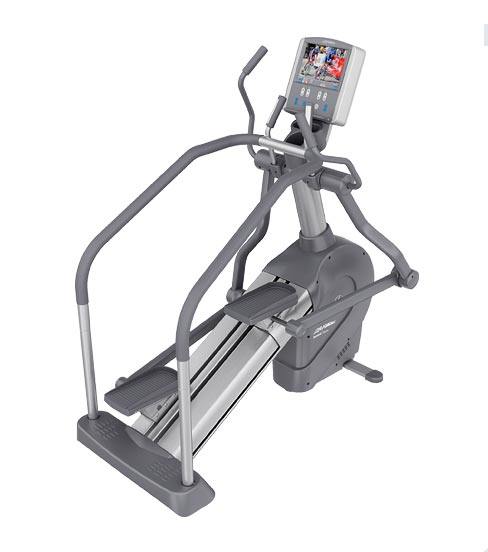 Life Fitness 95Le Summit Trainer w-TV