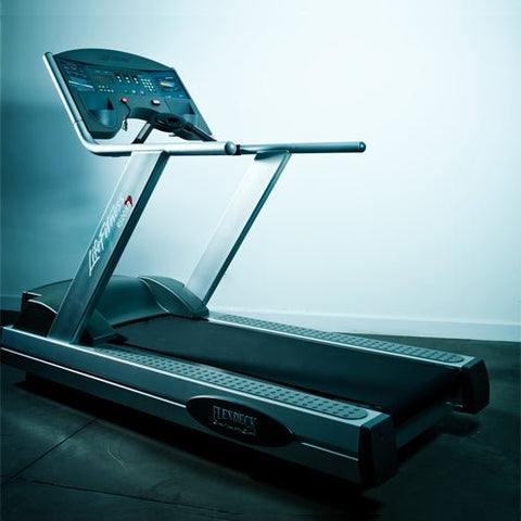 Life Fitness Silver Edition 9500HR Treadmill
